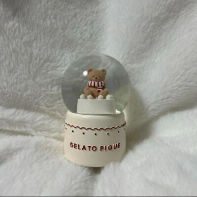Gelato Pique Bear Snow Globe Novelty Holiday Christmas White 2024 8cm Japan New