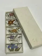 BNIB Porcelain Floral Flowers Chopstick Holders Set Of 5