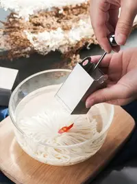 在飛比找樂天市場購物網優惠-豆腐絲刀模具不銹鋼菊花豆腐刀 文思豆腐切絲diy廚房創意造型