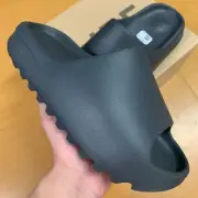 US 9-10 | Yeezy Slide 'Onyx' Brand New | Free Express Shipping✅