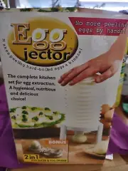 AS SEEN ON TV EGG STRACTOR NEW IN BOX
