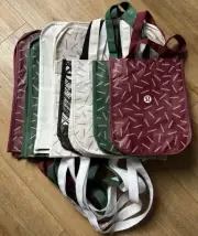 Lululemon Small Reusable Shopping Tote Lunch Bag Holiday 2024 Green LOT OF 16