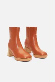 Platform Heel Boot