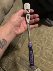 Matco Tools 3/8 Locking Flex Head Ratchet 12.5 Inch Purple USA...