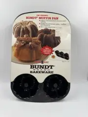 Nordic Ware Classic Bundtlette Bundt Muffin Cake Pan 9”x14” Makes 6