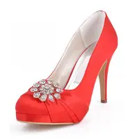 在飛比找Yahoo!奇摩拍賣優惠-大碼女鞋 小碼女鞋 淘寶天貓綢緞水鉆婚鞋紅色圓頭細跟歐美婚紗