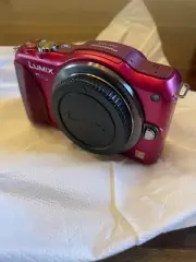 Panasonic Lumix DMC-GF5K 12.1MP Digital Camera w/ 14-42mm Lens Red- New in Box