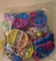 Pops Keychain Push Bubble 18 Keychains Anxiety Fidget Game Anti Stress Kid Adult