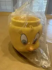 Tweety Bird 3D Face Collector Mug Cup Plastic Looney Tunes Warner Bros 1992