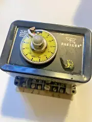 VINTAGE AMF PARAGON 502-112-0 TIMING MOTOR & CLUTCH - NEW OLD STOCK NOS 9W 120V