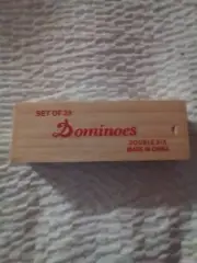 DOMINOES SET.