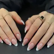 24 pieces of white french wearable nails, ice-transparent almond nails, fake nai
