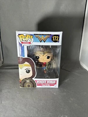 Funko Pop! Vinyl: DC Universe - Wonder Woman (w/ Sword and Shield) #172