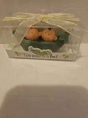Two Peas In A Pod Little Candle