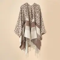 在飛比找ETMall東森購物網優惠-warm shawl women leopard strip