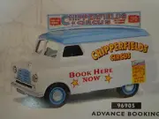 NIB CORGI CLASSIC'S CHIPPERFIELDS BOOKING VEHICLE WITH REPLICA POSTER #96905