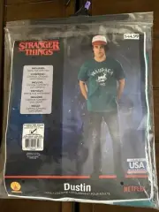 NEW Stranger Things Dustin Shirt Hat w/ Hair Adult XL Cosplay Costume Netflix