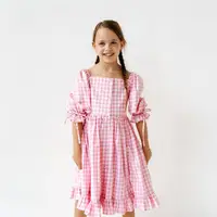 在飛比找momo購物網優惠-【ByKRAWCOWA】童裝粉色格子方領七分袖連身洋裝(兒童