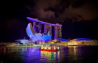 在飛比找雄獅旅遊優惠-新加坡-濱海灣金沙和駁船碼頭新加坡河遊船| 從藝術科學博物館