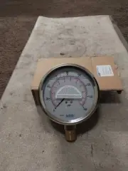 WIKA 160psi Guage 1/2NTP