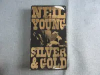 在飛比找Yahoo!奇摩拍賣優惠-M版 尼爾揚 民謠 NEIL YOUNG  SILVER A