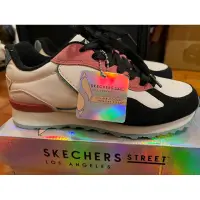 在飛比找蝦皮購物優惠-全新Skechers 綁帶氣墊/23號/6號）黑白拼色休閒鞋