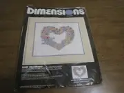 DIMENSIONS HEART VINE WREATH STITCH KIT