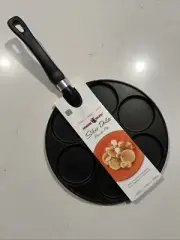Nordic Ware 01940 Silver Dollar Pancake Pan New with Tags Cast Aluminum