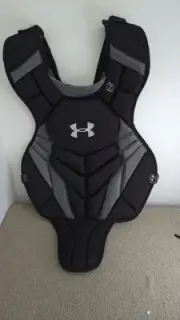 NWT Under Armour Converge 2 Pro4 Series 14.5 Inch Catcher Black Chest Protector