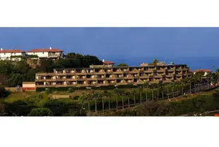 最佳西方恩西尼塔斯月光海灘套房旅館