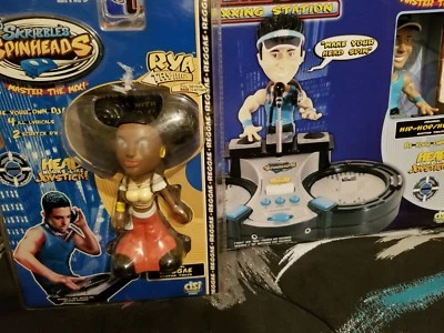 Vinylizer DJ Mixing Station with DJ and Reggae Dolls