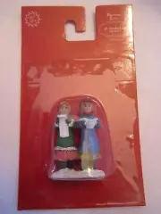 St Nicholas Square Village Accessories Two Girls Singing Christmas Carols NEW