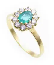 Ladies Ring Genuine Emerald 6 X 4 Genuine Gold 333 Zirconia Yellow Gold