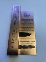 Anastasia Beverly Hills Brow Definer Triangular Pencil Sample 0.1 g 0.0035 Oz