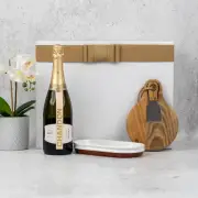 Sparkling Celebration Hamper For Aussie - Sparkling Wine gift box for Birthda...