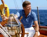 11X14 PHOTO PRESIDENT JOHN F. KENNEDY ON THE USGS BOAT MANITOU IN 1962 (AA-916)