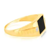 9ct yellow Gold Ring in 1Black Agate & 2Diamonds, Q
