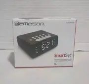Emerson Smart Set Digital Alarm Clock Radio (Model ER100101) Modern Style