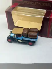 MATCHBOX MODELS OF YESTERYEAR Y-26 1918 CROSSLEY BEER LORRY LOWENBRAU TAN BR TOP
