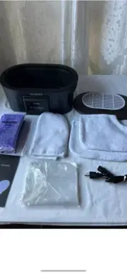 Waxkiss PWH-5000B New With Wax Electronic Paraffin Wax Heater With Accessories