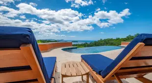 Ocean-view villa above Potrero overlooking two bays