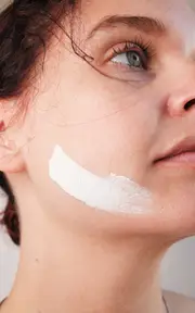 [Dr. Lara Devgan Scientific Beauty] Microdermabrasion Scrub