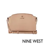 NINE WEST SIERA 弧型斜背包-裸粉(540969)