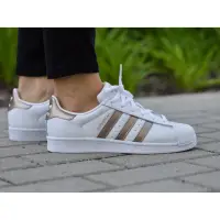 在飛比找蝦皮購物優惠-Adidas Superstar W 貝殼鞋 玫瑰金 金色 