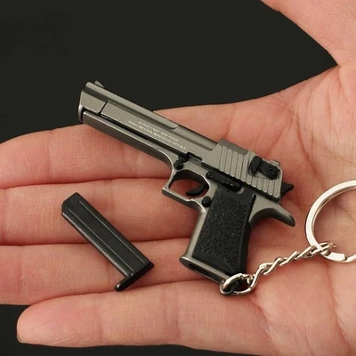 1:4 G17 Miniature Pistol Model Metal Toy Gun Detachable DIY Semi-Alloy Keychain