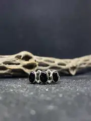 Handmade Native American Navajo black onyx Sterling Silver Ring Size 9