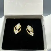 Vintage Avon Opalesque Splendor Gold Tone Faux Opal Post Earrings Set