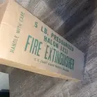 American Halon 1211 Fire Extinguisher With Bracket 5 Lbs New Marine