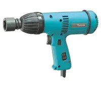 在飛比找momo購物網優惠-【MAKITA 牧田】電動套筒扳手 12.7mm(6904V