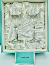 在飛比找Yahoo!奇摩拍賣優惠-蒂凡尼Tiffany水晶紅酒對杯 手工刻樹葉紋飾  激光刻印